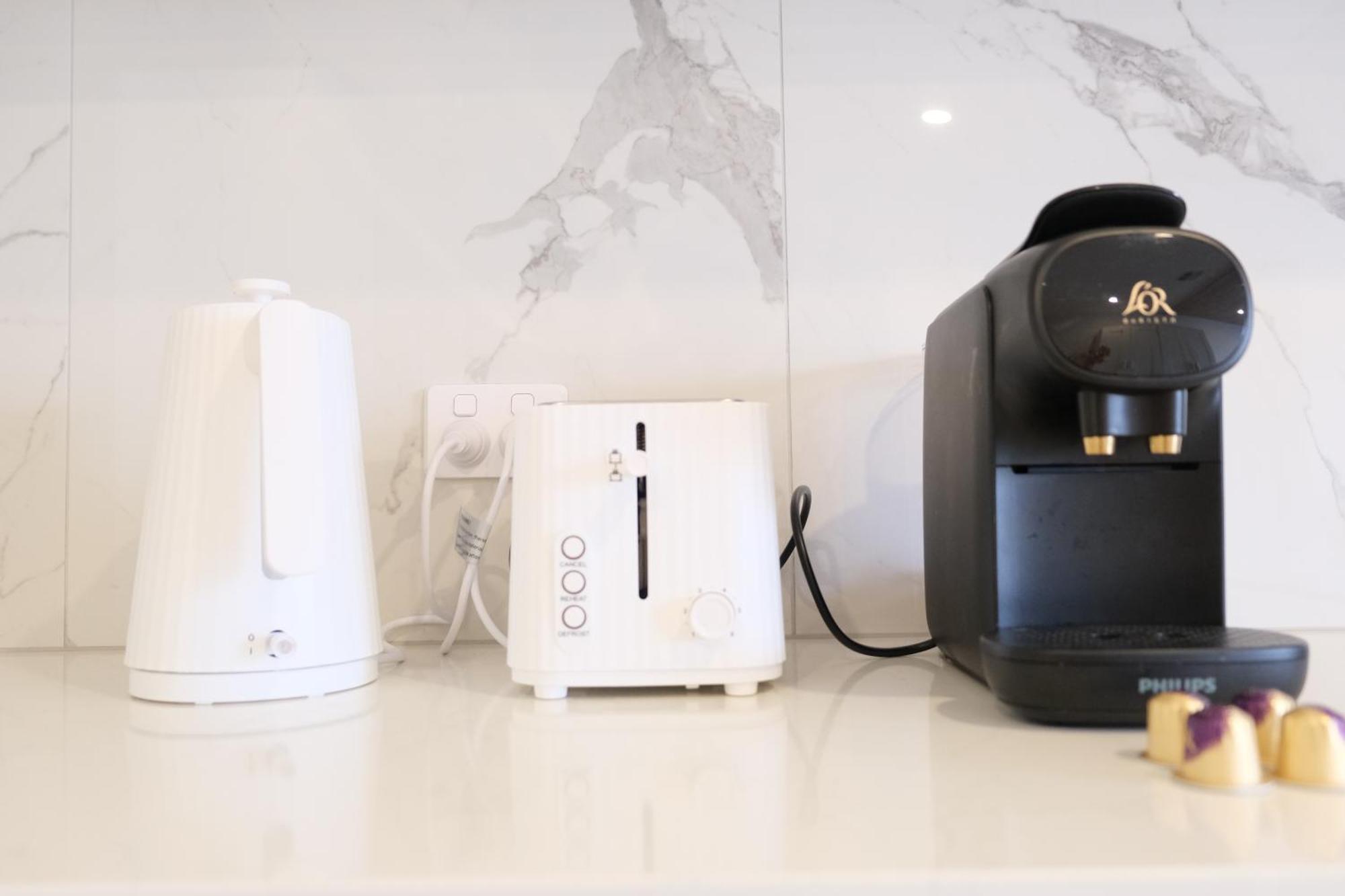 Cbd Japanese Retreat 2Br 1P Brekky Wifi Netflix Lägenhet Canberra Exteriör bild
