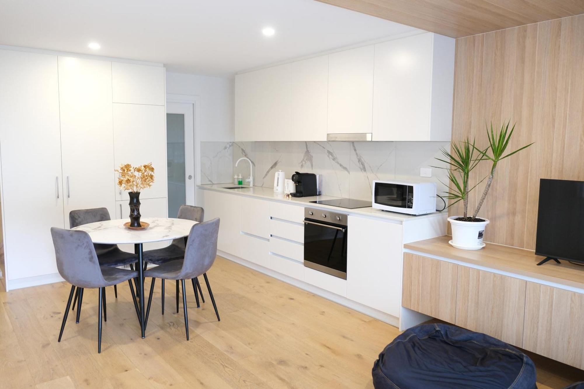 Cbd Japanese Retreat 2Br 1P Brekky Wifi Netflix Lägenhet Canberra Exteriör bild